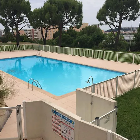 Apartment Superbe 3p Jardin Wifi Jacuzzi Piscine